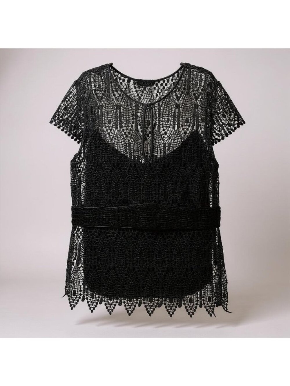 VTG Dana Buchman Womens 14 Black Lace Silk Tank Luxury Boho Chic Goth Blouse